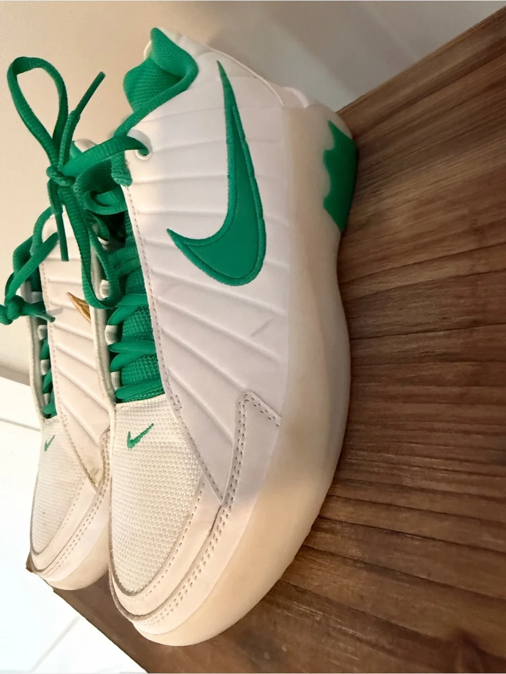 Nike LeBron sneakers White, Green & Gold, Low-Top, big kids size 7Y